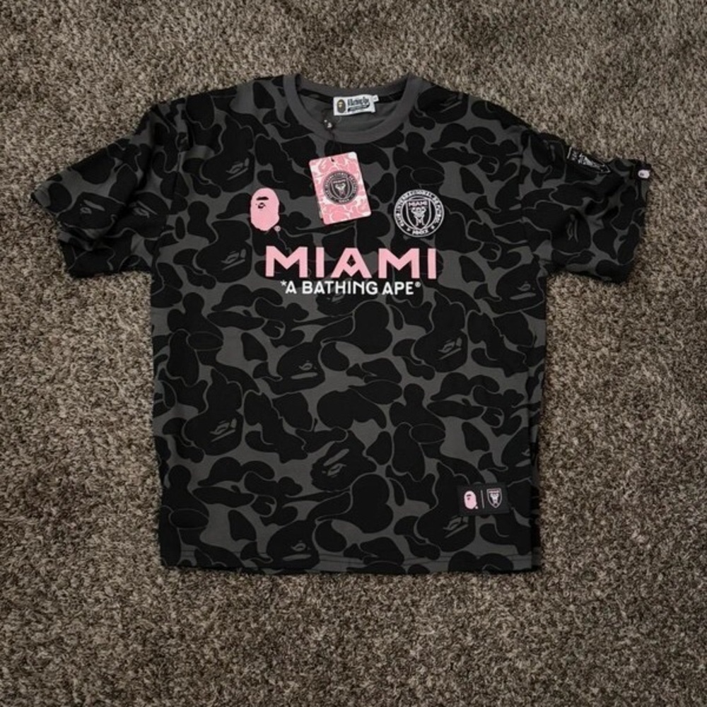 Bape Black Camo Miami Tee with Pink Logo - Picture 1 of 3
